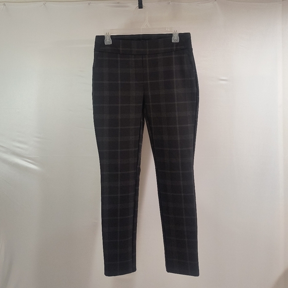 Dalia Women's Black Plaid Ankle Cropped Pants - Picture 1 of 7